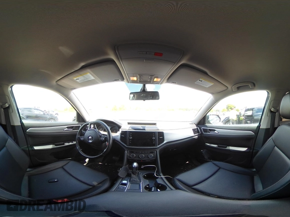 2018 Volkswagen Atlas SE с VIN 1V2CP2CA2JC593755, выставлен на аукционе IAAI как лот 42381332 с пробегом 62 664 миль миль и . История ставок и продаж доступна на DreamBid. Изображение 18.