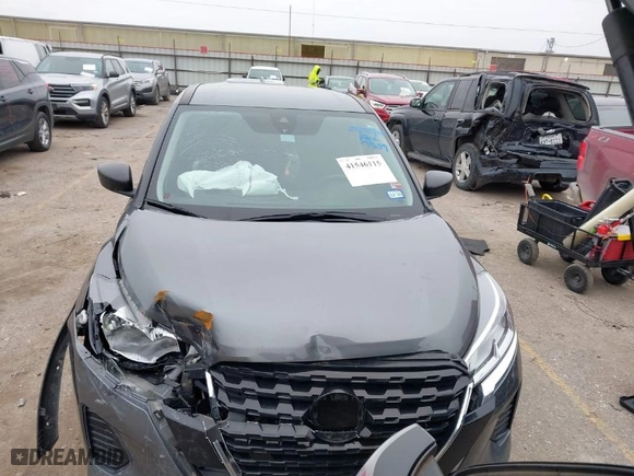 2022 Nissan Kicks S with VIN 3N1CP5BVXNL497389, listed as a IAAI auction lot 41546115 with 56,056 mi miles. Bid and sale history available at carsss.com. Image 11.