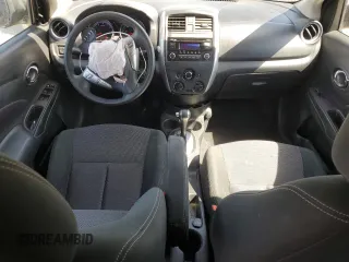 2017 Nissan Versa SV z VIN 3N1CN7AP8HL841701, wystawiony jako Copart lot #55702695 z przebiegiem 111 104 mil mil oraz Szkoda całkowita • Salvage title. Historia ofert i sprzedaży dostępna na DreamBid. Obrazek 8.