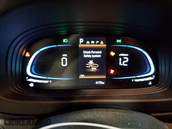2024 Hyundai Venue Limited with VIN KMHRC8A36RU291658, listed as a Copart auction lot 52102005 with 4,170 mi miles and Salvage Title. Bid and sale history available at DreamBid. Image 9.