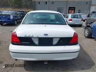 2000 Ford Crown Victoria Police Interceptor z VIN 2FAFP71W6YX169248, wystawiony jako IAAI lot #41974053 z przebiegiem 230 658 mil mil oraz . Historia ofert i sprzedaży dostępna na DreamBid. Obrazek 16.