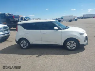 2021 Kia Soul LX with VIN KNDJ23AU5M7736690, listed as a IAAI auction lot 41836352 with 109,172 mi miles. Bid and sale history available at carsss.com. Image 13.