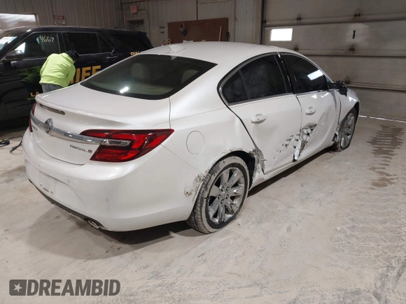 2016 Buick Regal Premium II with VIN 2G4GS5GX3G9176688, listed as a IAAI auction lot 41855306 with 101,170 mi miles. Bid and sale history available at carsss.com. Image 4.