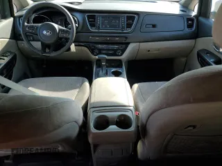 2020 Kia Sedona EX with VIN KNDMB5C16L6582345, listed as a Copart auction lot 75950584 with 103,552 mi miles and Clean Title. Bid and sale history available at carsss.com. Image 8.
