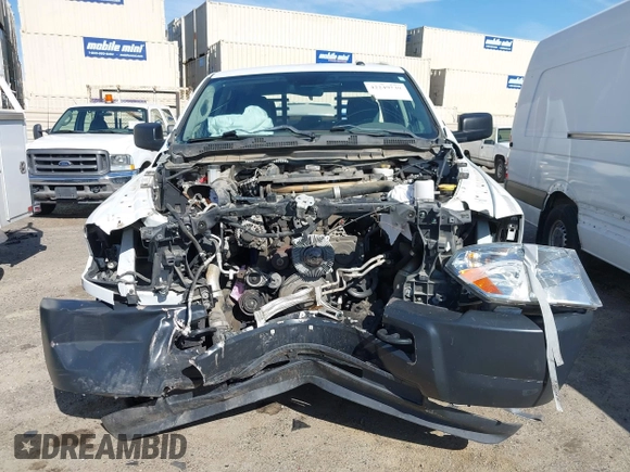 2015 Ram 2500 Tradesman with VIN 3C6UR5CL4FG665098, listed as a IAAI auction lot 42249739 with 34,165 mi miles and . Bid and sale history available at DreamBid. Image 13.