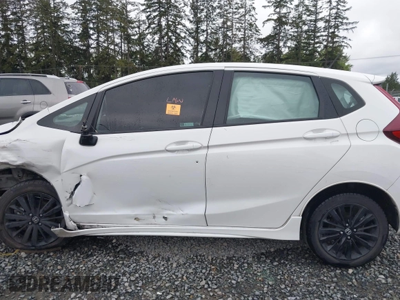 2020 Honda Fit Sport z VIN 3HGGK5H68LM715075, wystawiony jako IAAI lot #42135559 z przebiegiem Nie podano mil oraz . Historia ofert i sprzedaży dostępna na DreamBid. Obrazek 13.