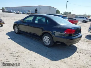 2014 Volkswagen Passat Wolfsburg Ed with VIN 1VWAT7A34EC116382, listed as a IAAI auction lot 41894329 with 161,890 mi miles. Bid and sale history available at carsss.com. Image 3.