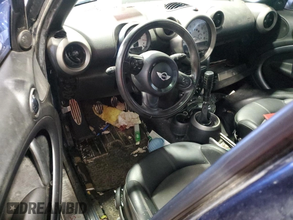2011 MINI Countryman S with VIN WMWZC3C52BWM25644, listed as a Copart auction lot 58213835 with Not provided miles and Clean title. Bid and sale history available at DreamBid. Image 8.