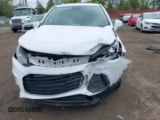 2020 Chevrolet Trax LT with VIN 3GNCJLSB9LL143621, listed as a IAAI auction lot 42253775 with 63,822 mi miles and . Bid and sale history available at DreamBid. Image 6.