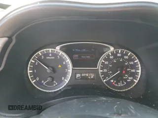2013 Infiniti JX35 with VIN 5N1AL0MM2DC304486, listed as a Copart auction lot 77302174 with 224,617 mi miles and Clean Title. Bid and sale history available at carsss.com. Image 9.