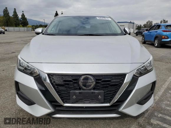 2020 Nissan Sentra SV z VIN 3N1AB8CV4LY222526, wystawiony jako Copart lot #53543915 z przebiegiem 54 974 mil mil oraz Szkoda całkowita • Salvage title. Historia ofert i sprzedaży dostępna na DreamBid. Obrazek 5.