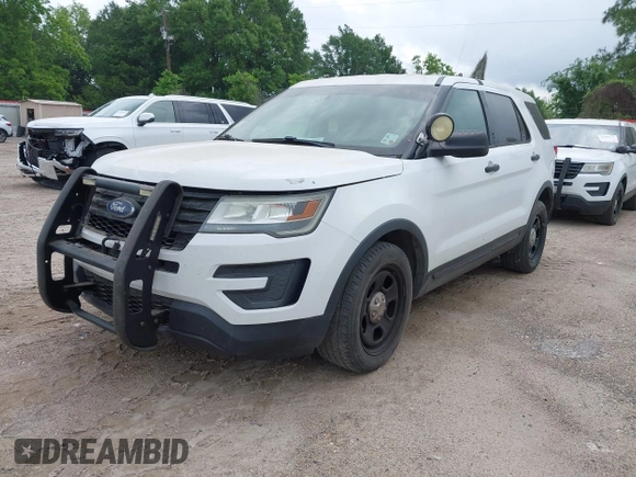 2016 Ford Police Interceptor Utility z VIN 1FM5K8AR5GGC67532, wystawiony jako IAAI lot #42183690 z przebiegiem 116 244 mil mil oraz . Historia ofert i sprzedaży dostępna na DreamBid. Obrazek 17.
