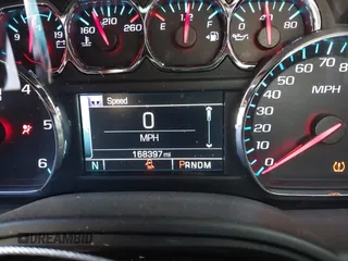 2015 Chevrolet Suburban LT with VIN 1GNSKJKCXFR701284, listed as a IAAI auction lot 41756059 with 168,397 mi miles. Bid and sale history available at carsss.com. Image 7.