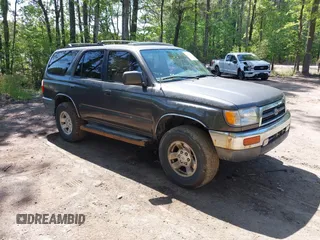 1998 Toyota 4Runner SR5 with VIN JT3HN86R5W0186057, listed as a IAAI auction lot 42117603 with 286,316 mi miles and . Bid and sale history available at DreamBid. Image 1.