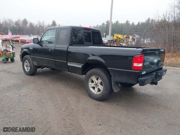 2006 Ford Ranger XL with VIN 1FTZR15E06PA87583, listed as a IAAI auction lot 42098905 with 136,572 mi miles. Bid and sale history available at carsss.com. Image 3.