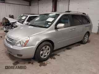 2010 Kia Sedona LX with VIN KNDMG4C35A6330998, listed as a IAAI auction lot 41833978 with 161,452 mi miles. Bid and sale history available at carsss.com. Image 2.