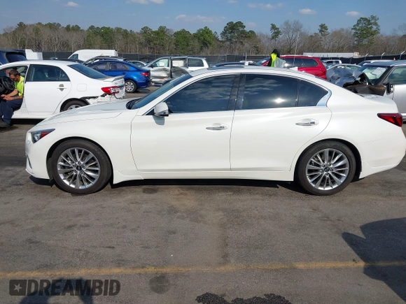 2021 Infiniti Q50 3.0t LUXE with VIN JN1EV7BP3MM700462, listed as a IAAI auction lot 41800539 with 55,866 mi miles. Bid and sale history available at carsss.com. Image 14.