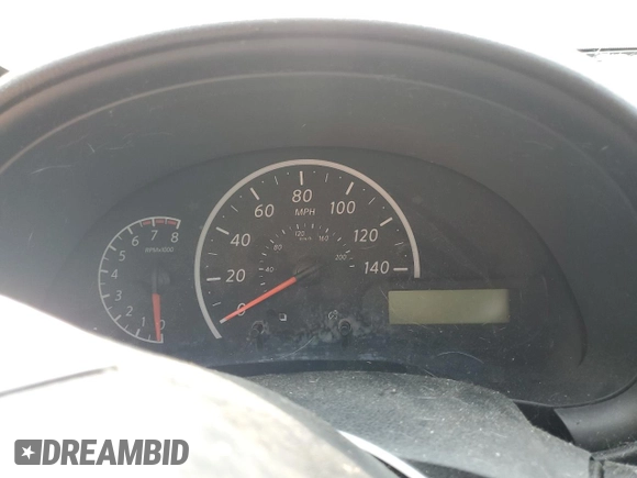 2016 Nissan Versa SV z VIN 3N1CN7AP3GL846612, wystawiony jako Copart lot #59813835 z przebiegiem Nie podano mil oraz Czysty tytuł • Clean title. Historia ofert i sprzedaży dostępna na DreamBid. Obrazek 9.