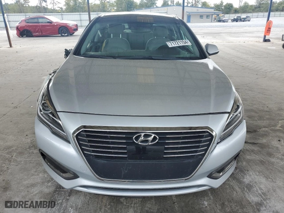 2017 Hyundai Sonata Hybrid Limited with VIN KMHE34L34HA066580, listed as a Copart auction lot 77194564 with 97,596 mi miles and Salvage Title. Bid and sale history available at carsss.com. Image 5.