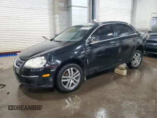 2006 Volkswagen Jetta 1.9L TDI z VIN 3VWDT71K06M752110, wystawiony jako Copart lot #49664635 z przebiegiem 156 883 mil mil oraz Szkoda całkowita • Salvage title. Historia ofert i sprzedaży dostępna na DreamBid. Obrazek 1.