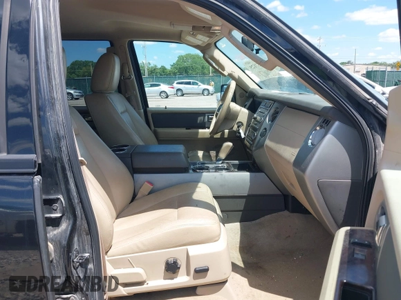 2012 Ford Expedition XLT z VIN 1FMJU1J57CEF49108, wystawiony jako IAAI lot #42357829 z przebiegiem 171 968 mil mil oraz . Historia ofert i sprzedaży dostępna na DreamBid. Obrazek 5.