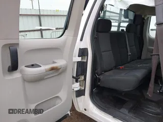 2010 Chevrolet Silverado 1500 with VIN 1GCSKPE32AZ189987, listed as a IAAI auction lot 41443898 with 175,896 mi miles and . Bid and sale history available at DreamBid. Image 8.