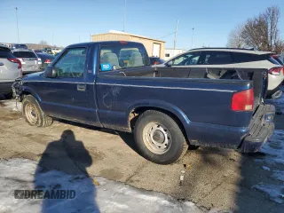 2000 GMC Sonoma SLS w/1SE Pkg with VIN 1GTCS1451Y8279345, listed as a Copart auction lot 88994875 with 105,917 mi miles and Salvage Title. Bid and sale history available at carsss.com. Image 2.