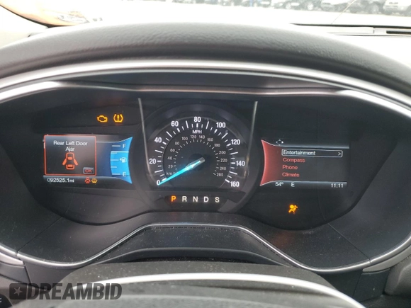 2015 Ford Fusion SE with VIN 1FA6P0HD1F5105404, listed as a Copart auction lot 83028484 with 92,525 mi miles and Salvage Title. Bid and sale history available at DreamBid. Image 9.