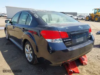 2013 Subaru Legacy 2.5i Sport with VIN 4S3BMBG69D3004488, listed as a IAAI auction lot 41981706 with 164,322 mi miles. Bid and sale history available at carsss.com. Image 3.