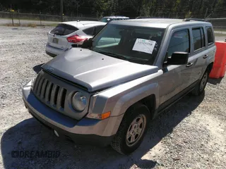 2016 Jeep Patriot Sport z VIN 1C4NJPBA0GD706017, wystawiony jako IAAI lot #34545358 z przebiegiem 65 111 mil mil oraz . Historia ofert i sprzedaży dostępna na DreamBid. Obrazek 2.