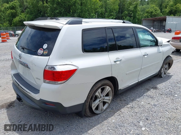 2013 Toyota Highlander Limited with VIN 5TDDK3EHXDS277513, listed as a IAAI auction lot 42506268 with 246,346 mi miles and . Bid and sale history available at DreamBid. Image 4.