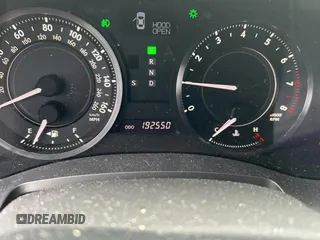 2010 Lexus IS 250 C z VIN JTHFF2C21A2511092, wystawiony jako Copart lot #59193075 z przebiegiem 192 550 mil mil oraz Czysty tytuł • Clean title. Historia ofert i sprzedaży dostępna na DreamBid. Obrazek 8.