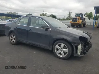 2008 Volkswagen Jetta SE с VIN 3VWRZ71K18M034394, выставлен на аукционе Copart как лот 52731305 с пробегом 150 880 миль миль и Списание • Salvage title. История ставок и продаж доступна на DreamBid. Изображение 4.
