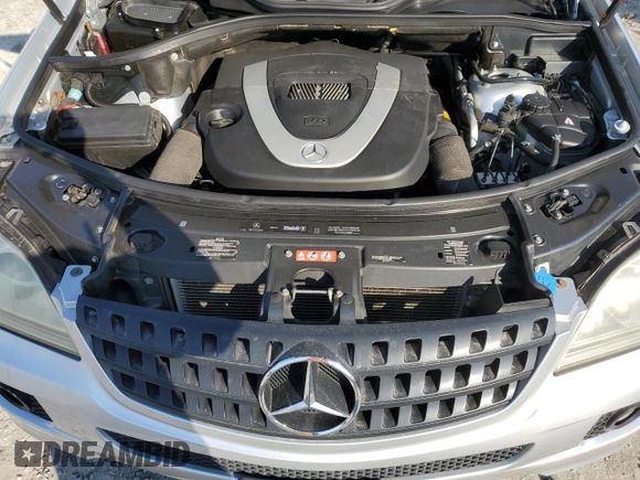2006 Mercedes-Benz M 350 with VIN 4JGBB86E86A017230, listed as a Copart auction lot 45532555 with 118,830 mi miles and Salvage Title. Bid and sale history available at DreamBid. Image 12.