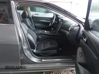 2018 Nissan Maxima Platinum z VIN 1N4AA6AP4JC390235, wystawiony jako IAAI lot #42376364 z przebiegiem 152 293 mil mil oraz . Historia ofert i sprzedaży dostępna na DreamBid. Obrazek 5.