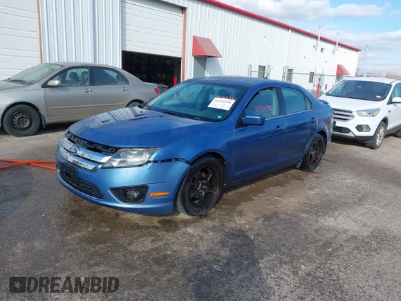 2010 Ford Fusion SE with VIN 3FAHP0HG5AR275077, listed as a IAAI auction lot 41754390 with 211,181 mi miles. Bid and sale history available at carsss.com. Image 2.