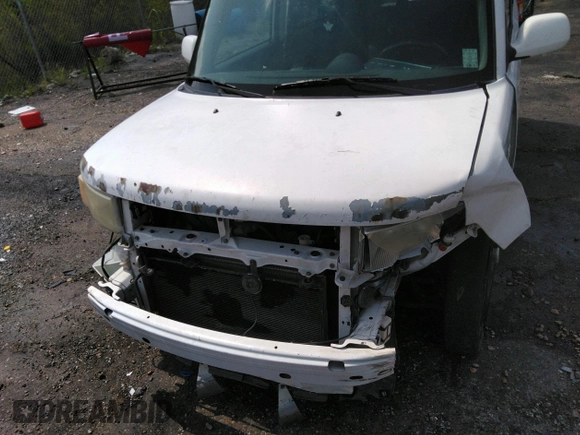 2006 Scion xB with VIN JTLKT324864101956, listed as a IAAI auction lot 37150381 with 250,574 mi miles. Bid and sale history available at carsss.com. Image 6.