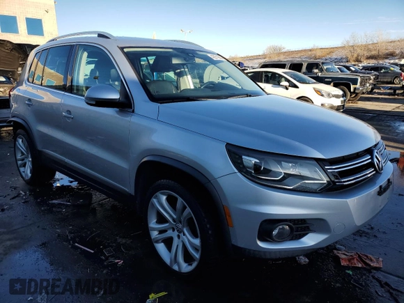 2012 Volkswagen Tiguan LE z VIN WVGAV7AX6CW594438, wystawiony jako Copart lot #42971665 z przebiegiem 120 532 mil mil oraz Szkoda całkowita • Salvage title. Historia ofert i sprzedaży dostępna na DreamBid. Obrazek 4.