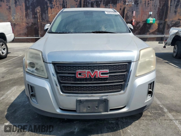 2014 GMC Terrain SLE z VIN 2GKALMEK5E6240791, wystawiony jako Copart lot #64633925 z przebiegiem 146 350 mil mil oraz Czysty tytuł • Clean title. Historia ofert i sprzedaży dostępna na DreamBid. Obrazek 5.