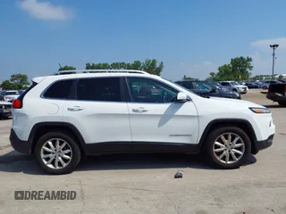 2016 Jeep Cherokee Limited with VIN 1C4PJMDB2GW253553, listed as a IAAI auction lot 42802413 with 107,673 mi miles and . Bid and sale history available at DreamBid. Image 13.