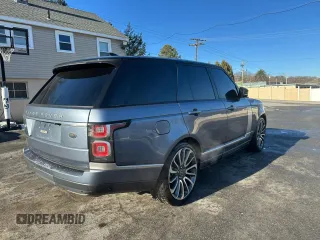 2020 Land Rover Range Rover P525 HSE z VIN SALGS2SE8LA567772, wystawiony jako Copart lot #86890524 z przebiegiem 68 695 mil mil oraz Czysty tytuł • Clean title. Historia ofert i sprzedaży dostępna na DreamBid. Obrazek 3.