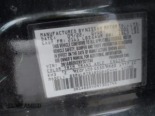2022 Nissan Sentra SR with VIN 3N1AB8DV2NY301744, listed as a IAAI auction lot 38231771 with 10,761 mi miles. Bid and sale history available at carsss.com. Image 9.