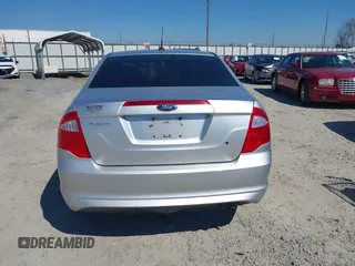 2011 Ford Fusion S with VIN 3FAHP0GA3BR311556, listed as a IAAI auction lot 41668511 with 200,159 mi miles. Bid and sale history available at carsss.com. Image 16.