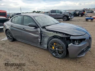2020 Alfa Romeo Giulia Ti with VIN ZARFAMBNXL7637986, listed as a Copart auction lot 59406215 with 46,350 mi miles and Salvage title. Bid and sale history available at DreamBid. Image 4.
