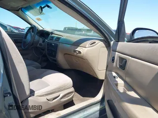 2005 Ford Taurus SE with VIN 1FAFP53U75A226240, listed as a IAAI auction lot 42066974 with 190,043 mi miles. Bid and sale history available at carsss.com. Image 5.