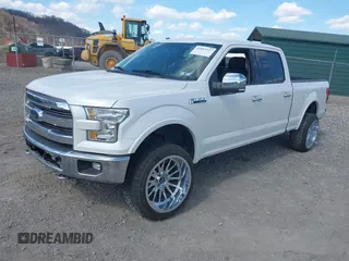 2017 Ford F-150 XL z VIN 1FTFW1EFXHFC83981, wystawiony jako IAAI lot #41897927 z przebiegiem 73 559 mil mil oraz . Historia ofert i sprzedaży dostępna na DreamBid. Obrazek 18.