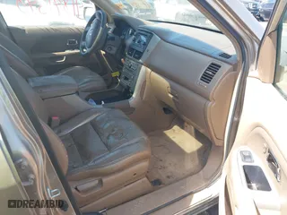2006 Honda Pilot EX-L with RES with VIN 2HKYF186X6H542279, listed as a IAAI auction lot 41841540 with 1 mi miles. Bid and sale history available at carsss.com. Image 5.