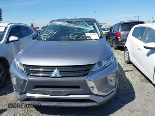2018 Mitsubishi Eclipse Cross LE z VIN JA4AT4AA5JZ062561, wystawiony jako IAAI lot #41572618 z przebiegiem 95 716 mil mil oraz . Historia ofert i sprzedaży dostępna na DreamBid. Obrazek 12.