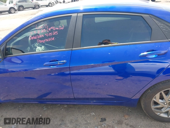 2024 Hyundai Elantra SEL with VIN KMHLM4DG8RU770920, listed as a IAAI auction lot 42191038 with 5,818 mi miles and . Bid and sale history available at DreamBid. Image 15.