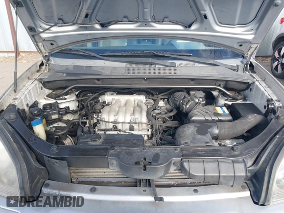 2007 Hyundai Tucson SE with VIN KM8JN72DX7U492369, listed as a IAAI auction lot 41665512 with 228,660 mi miles and . Bid and sale history available at DreamBid. Image 10.